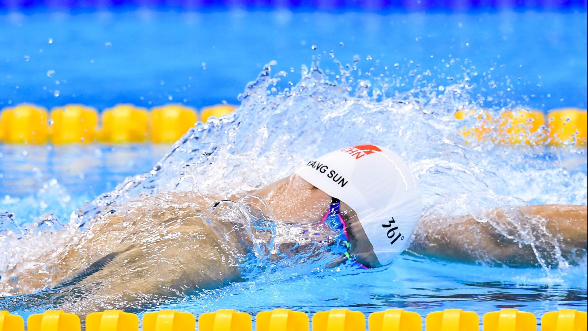 爱德华兹的爆发与魔术的末节魔法，太阳为何黯然失色？